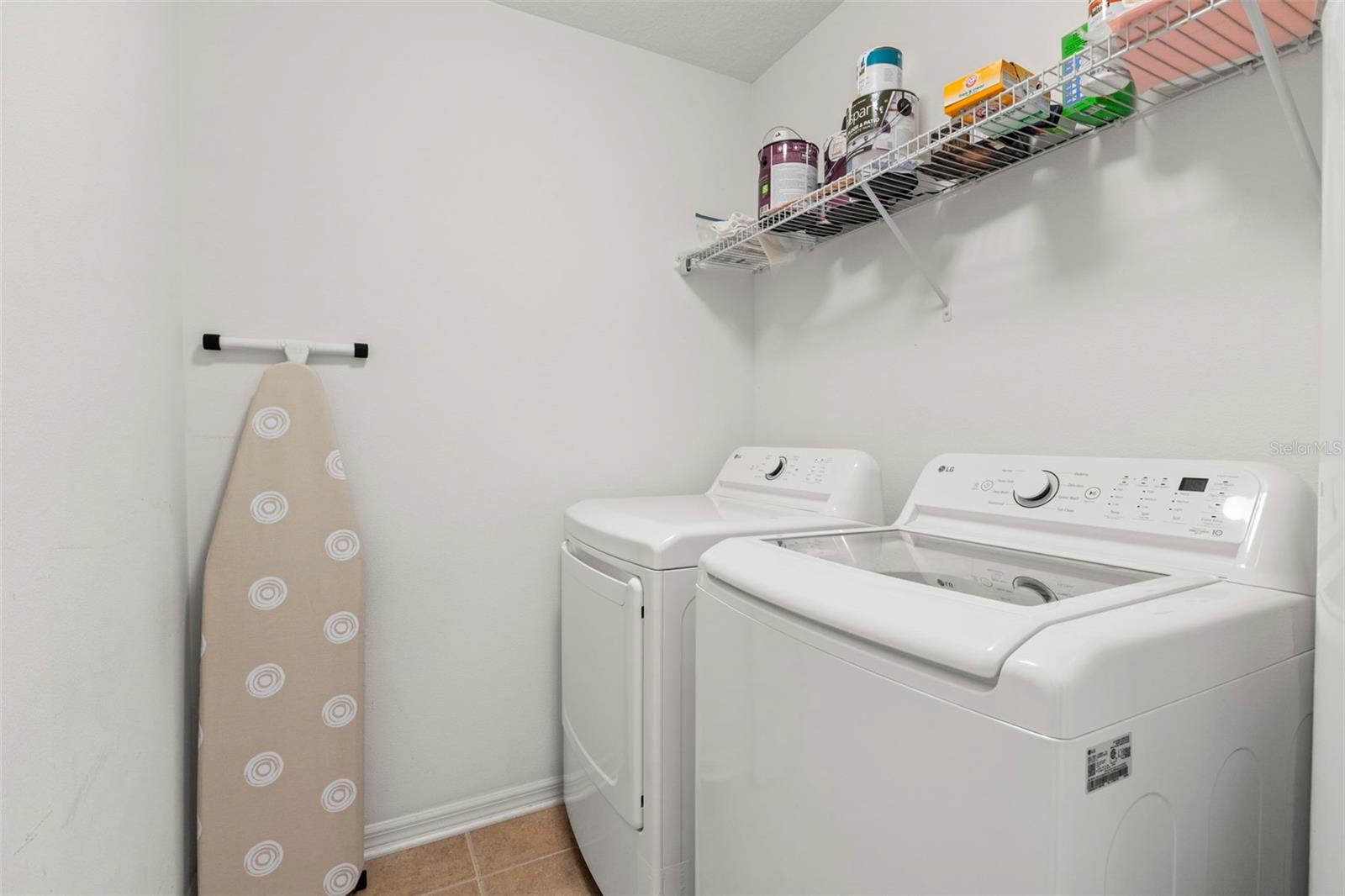 2523 Sandy Beach Ln Property Photo 27