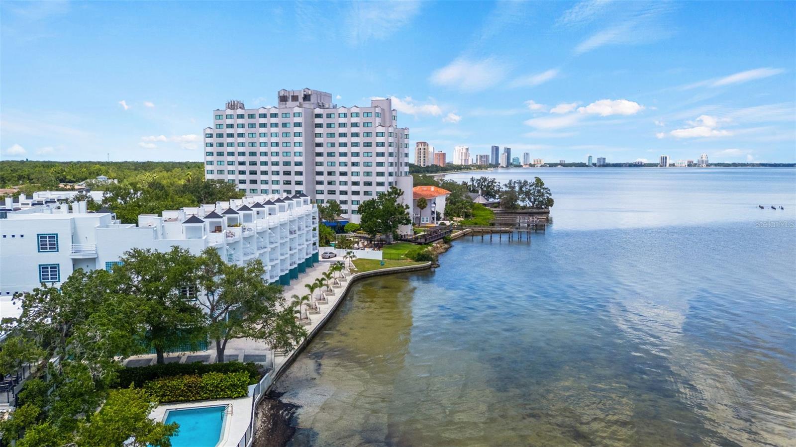 4950 Bayshore Blvd #25d Property Photo 2