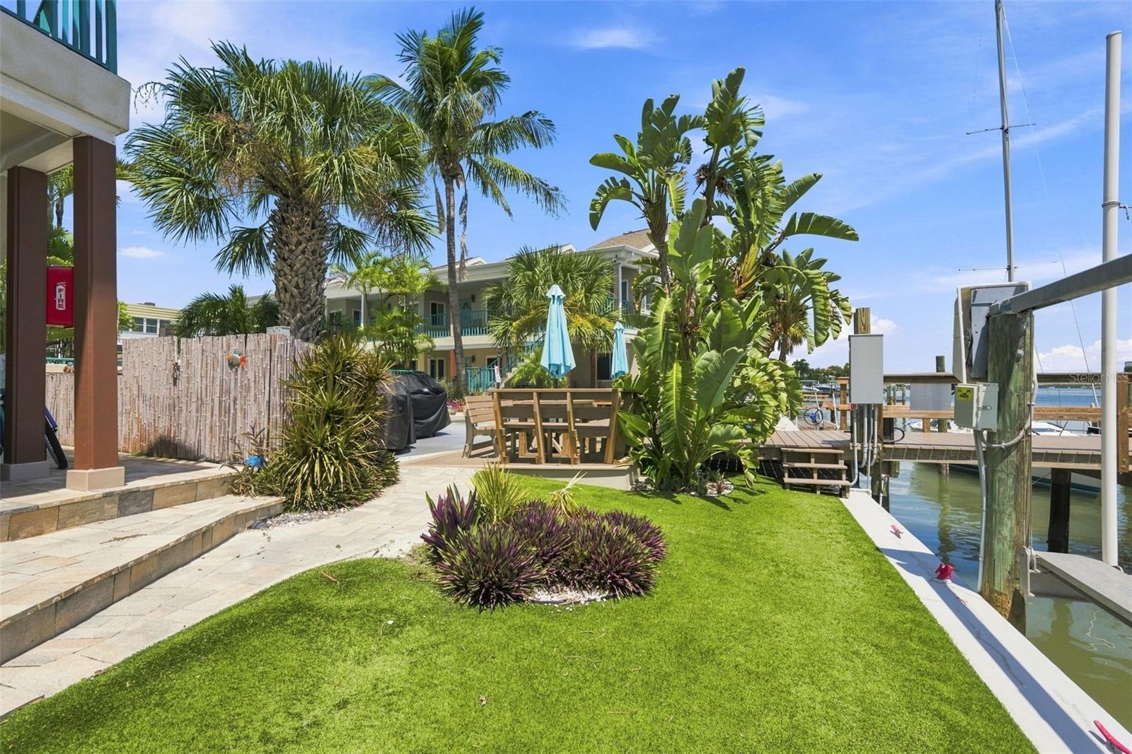 673 Bay Esplanade #109 Property Photo 31