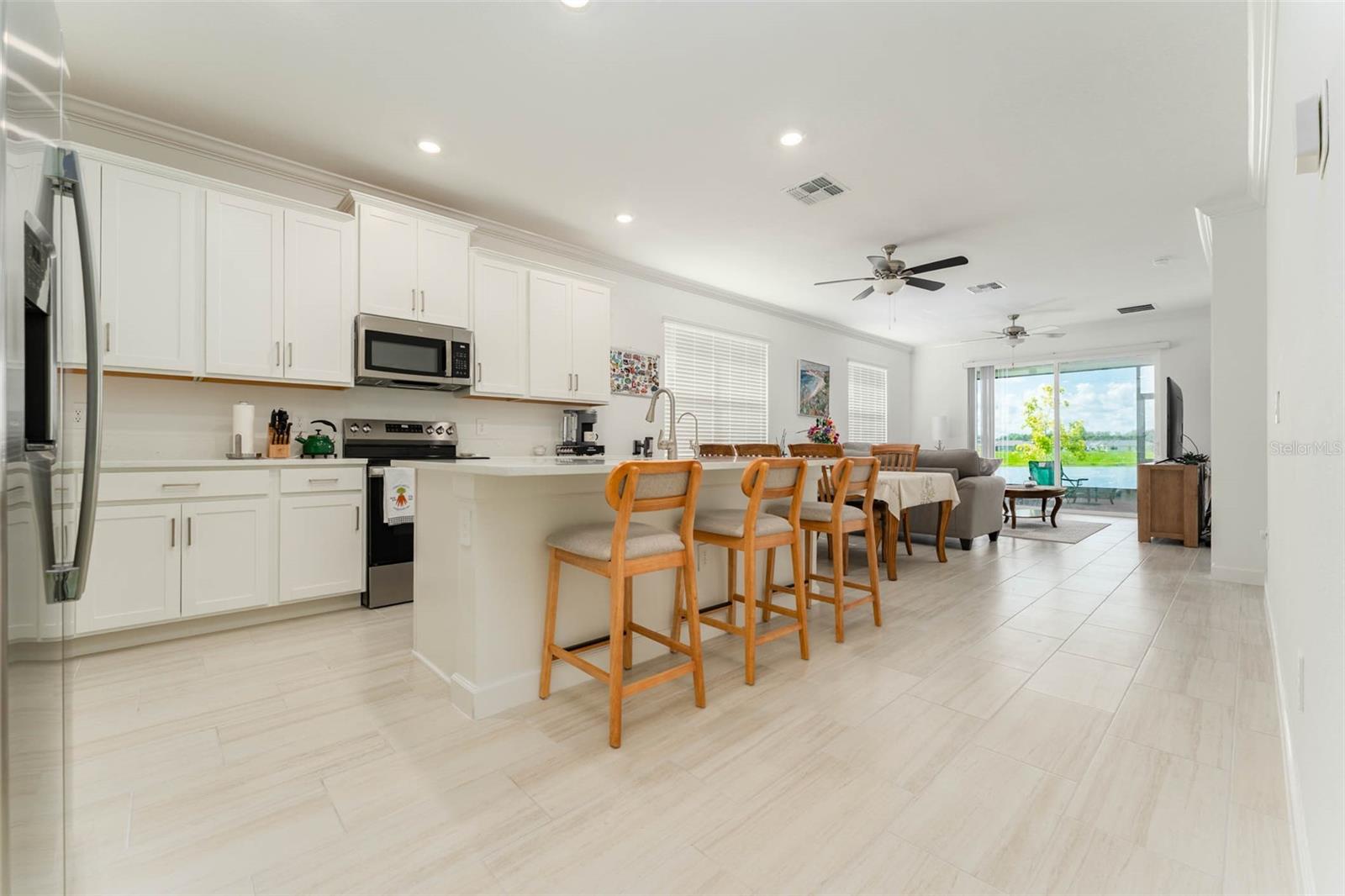 12592 Lily Quartz Loop Property Photo 3