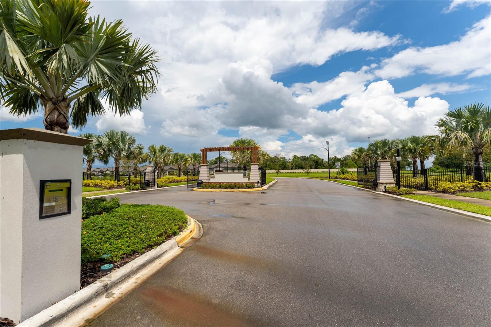 12592 Lily Quartz Loop Property Photo 7