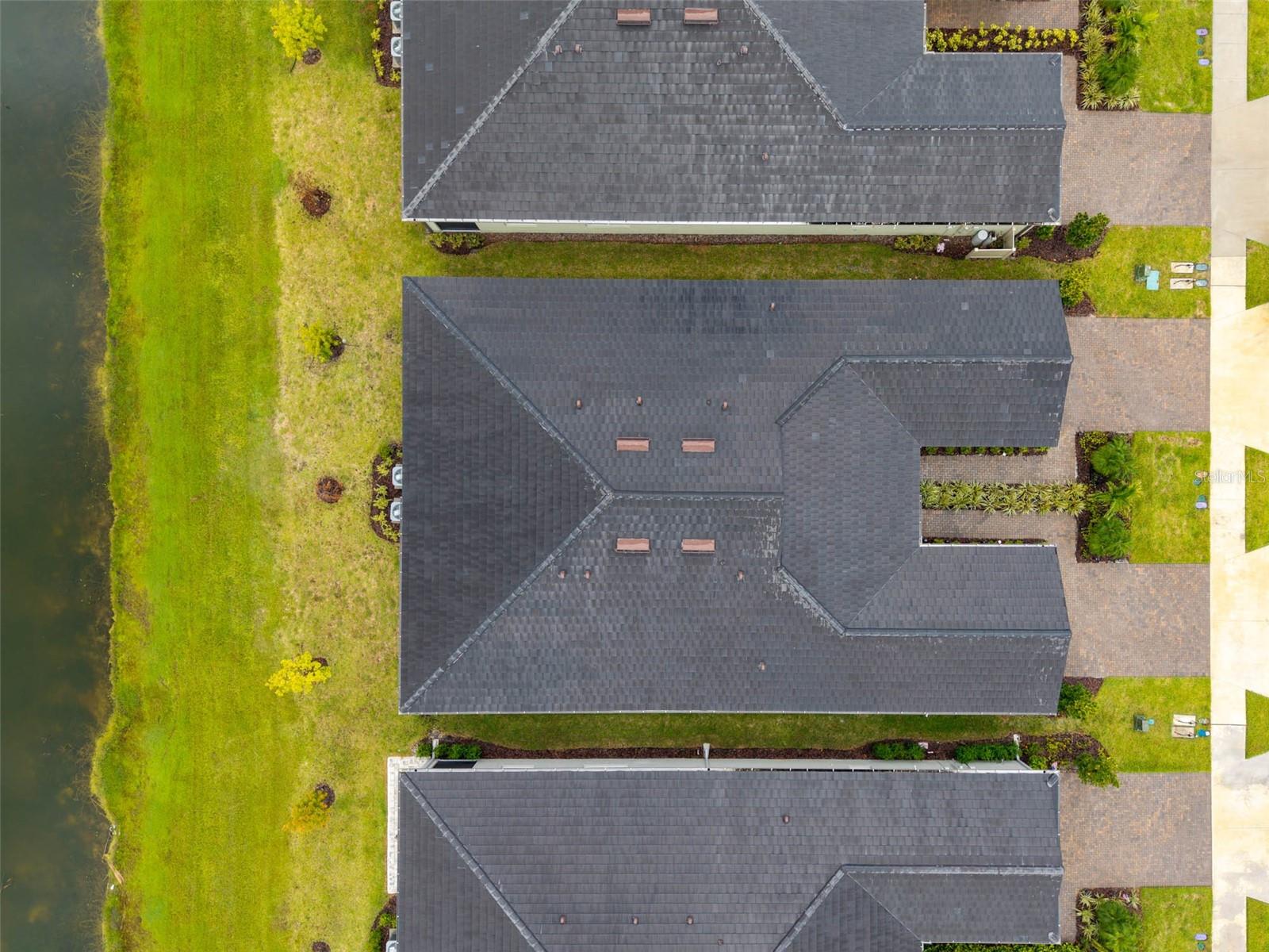 12592 Lily Quartz Loop Property Photo 8