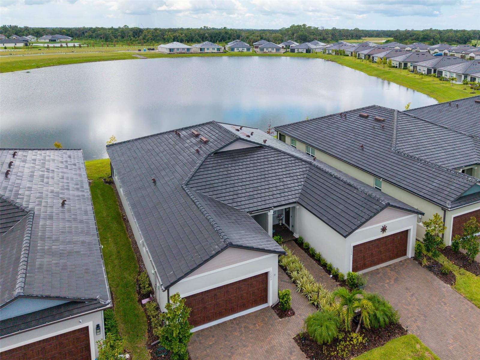 12592 Lily Quartz Loop Property Photo 9