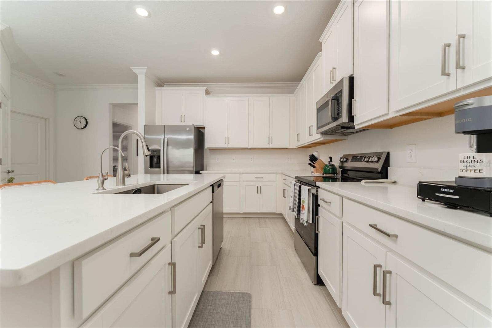 12592 Lily Quartz Loop Property Photo 19