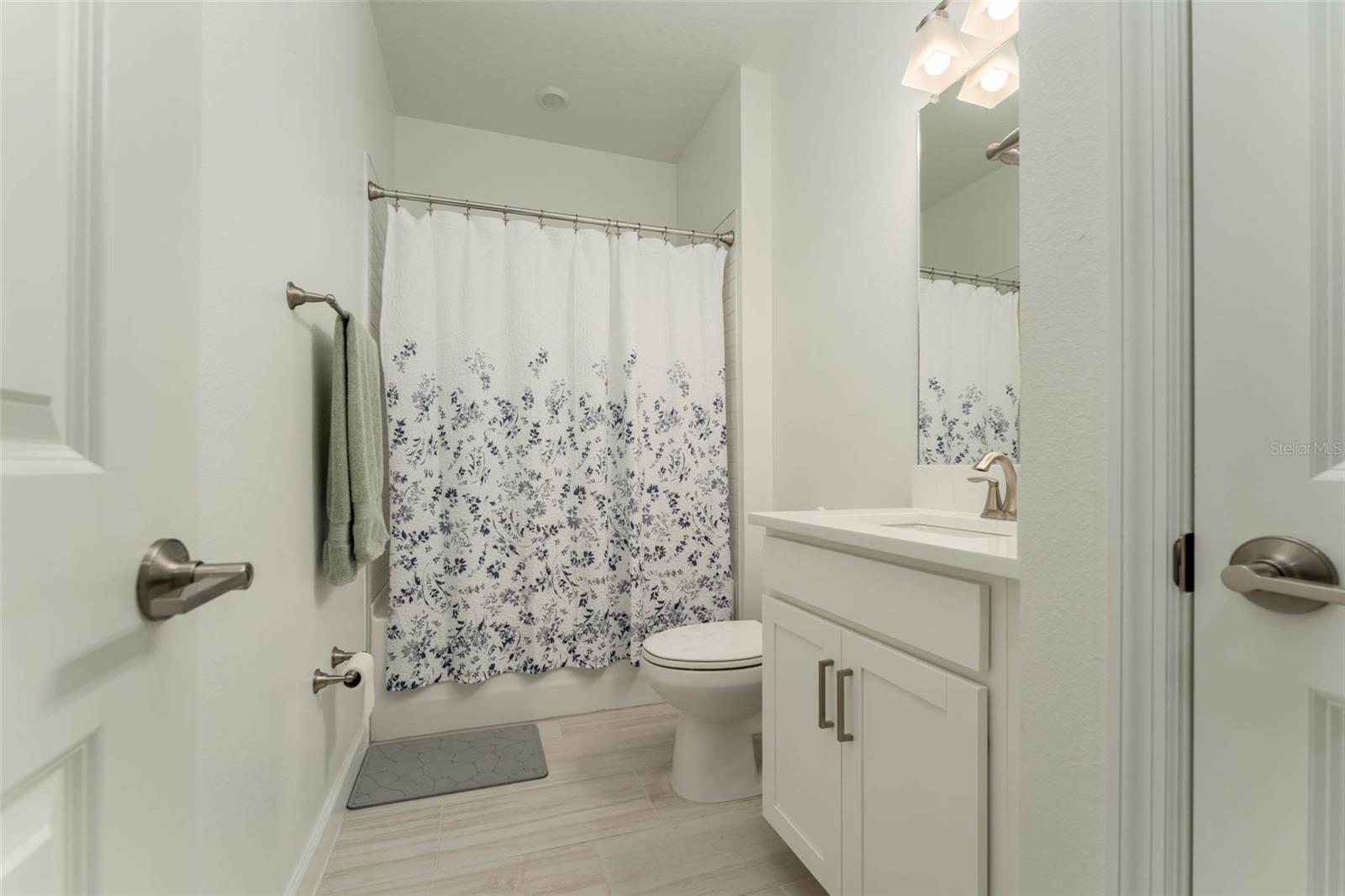 12592 Lily Quartz Loop Property Photo 32
