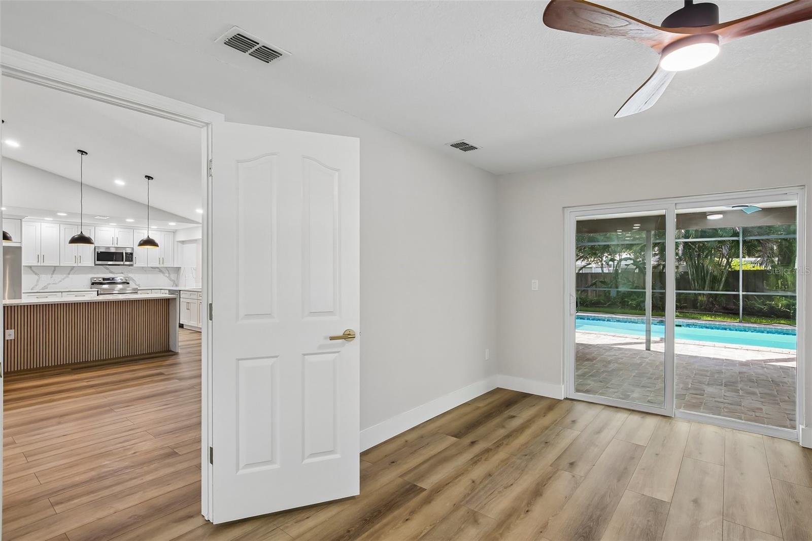 3093 Crest Dr Property Photo 19