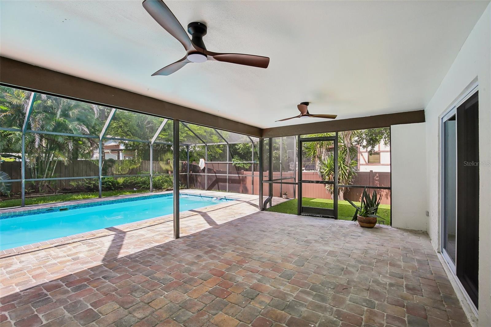 3093 Crest Dr Property Photo 39