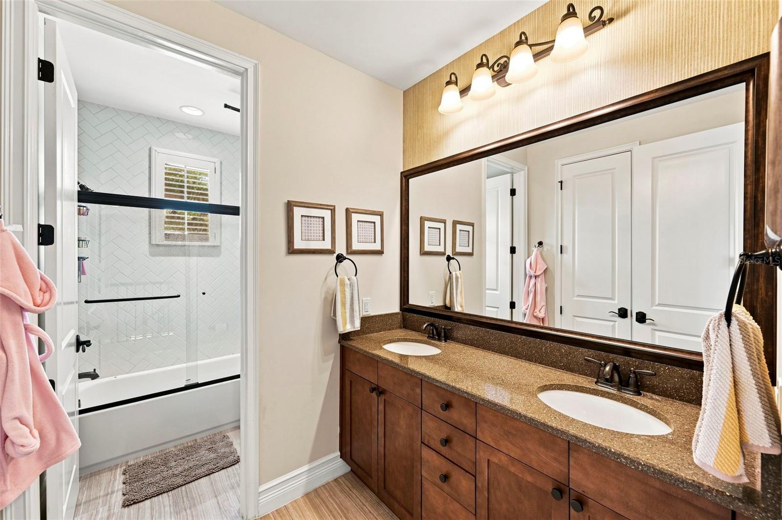 3998 Aldea Way Property Photo 43