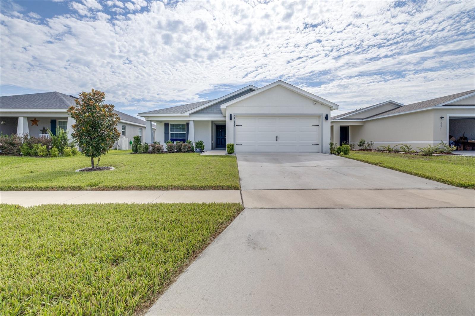 2081 Golden Beak Dr Property Photo 1