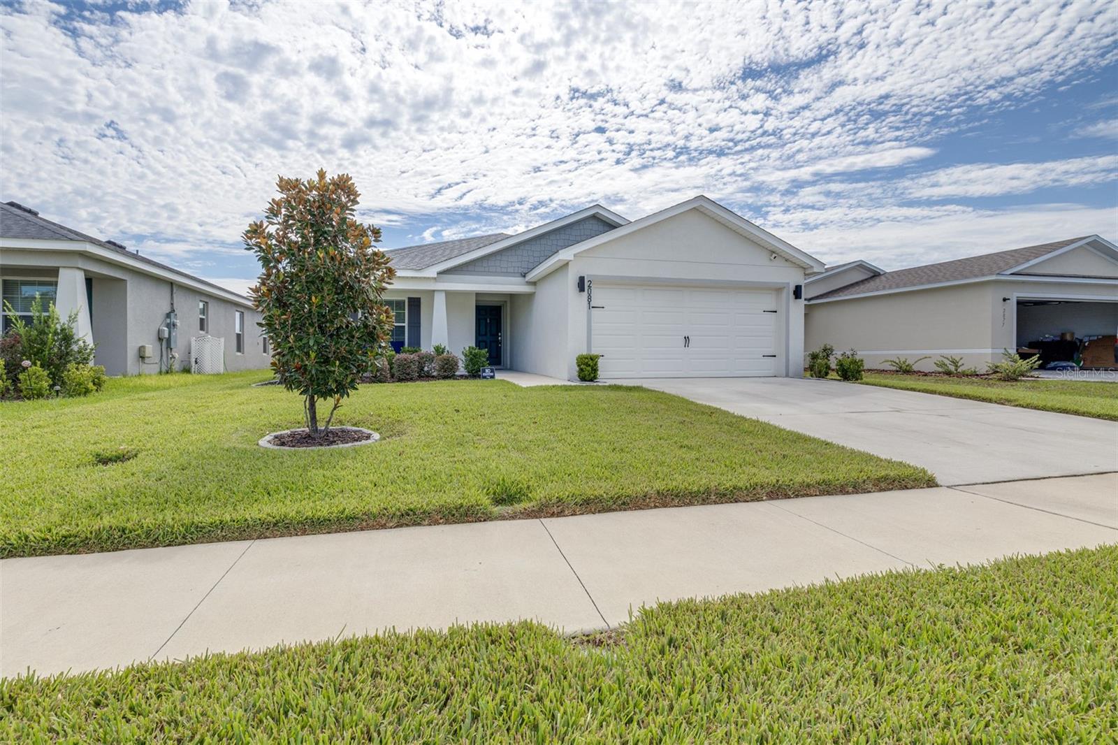 2081 Golden Beak Dr Property Photo 4