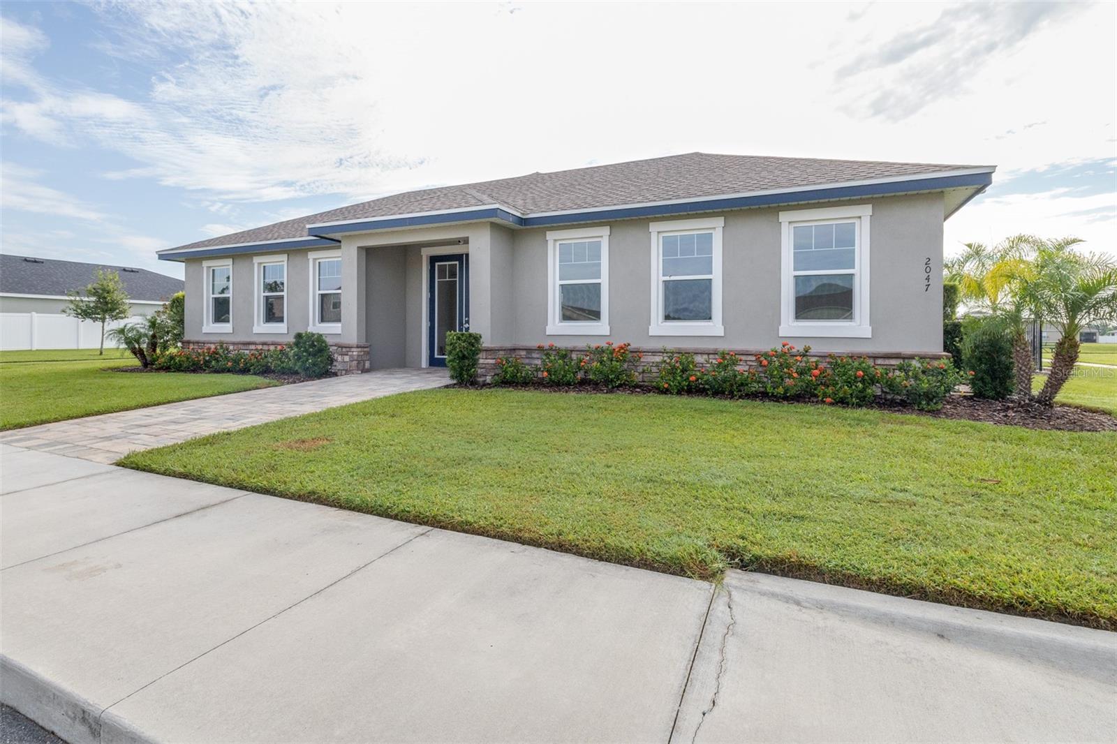 2081 Golden Beak Dr Property Photo 43