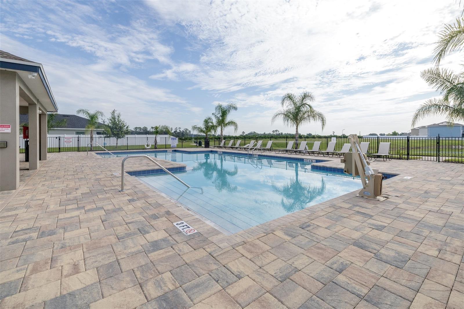 2081 Golden Beak Dr Property Photo 44