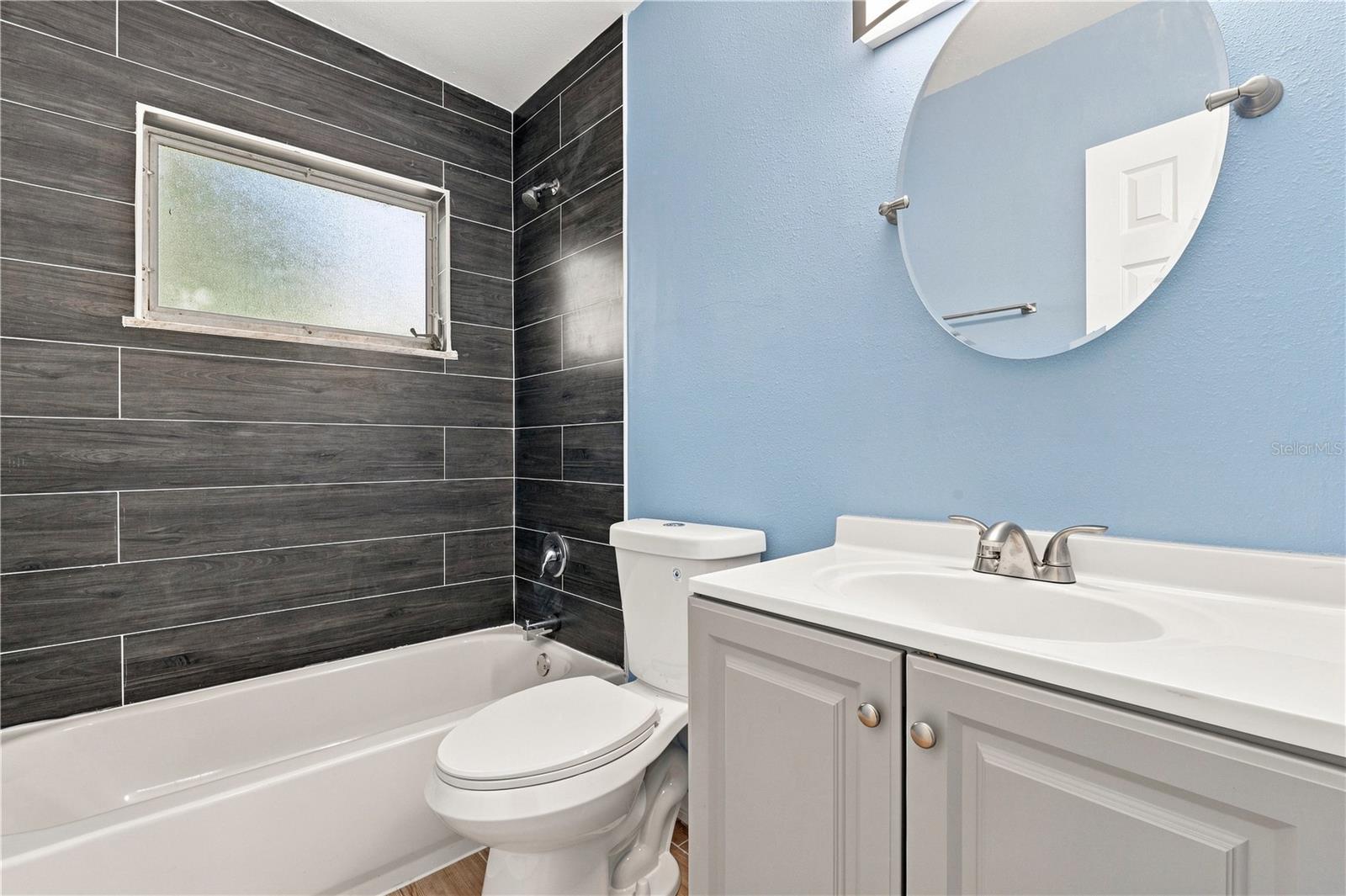 9149 83rd St Property Photo 14