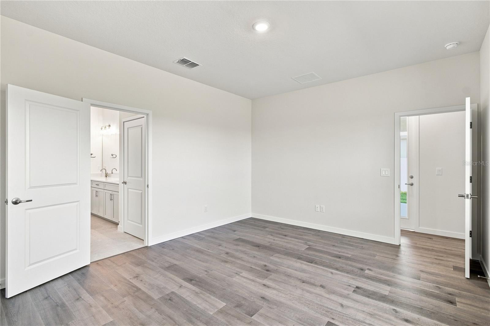 5166 Creek Sand Dr Property Photo 15