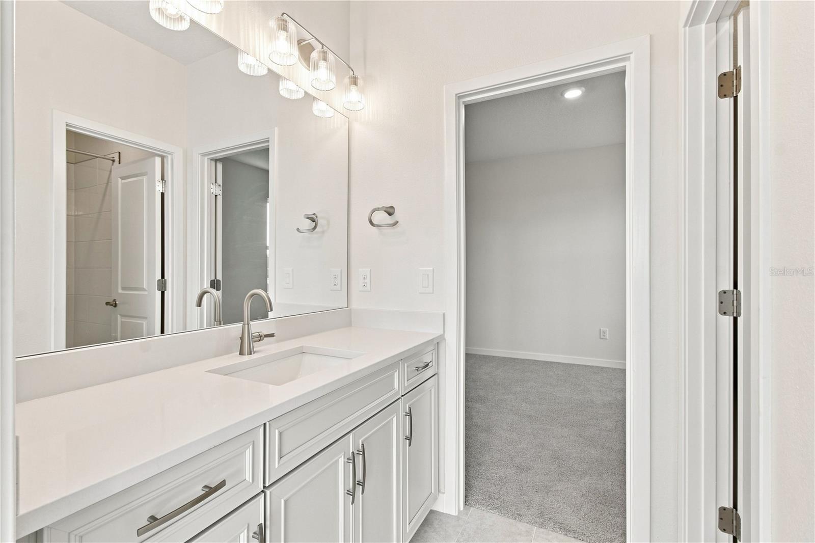 5166 Creek Sand Dr Property Photo 30