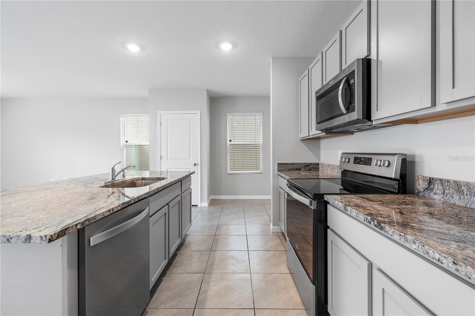 9294 Forge Breeze Loop Property Photo 13