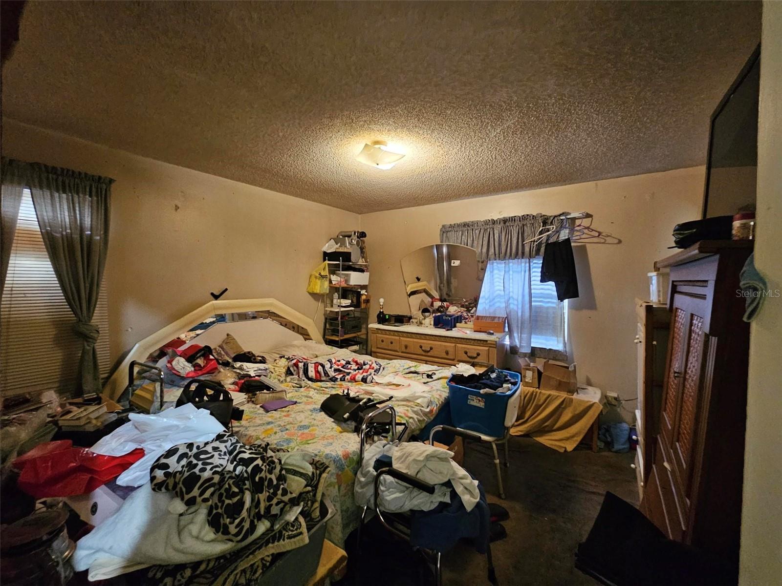 4009 E Clifton St Property Photo 8