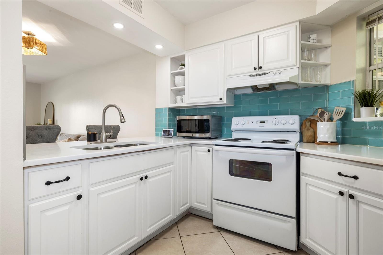 6915 Stones Throw Cir N #3104 Property Photo 8