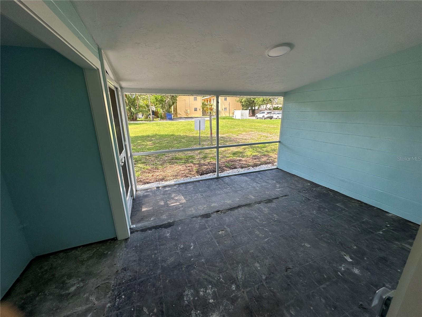 7120 Grevilla Ave S Property Photo 8
