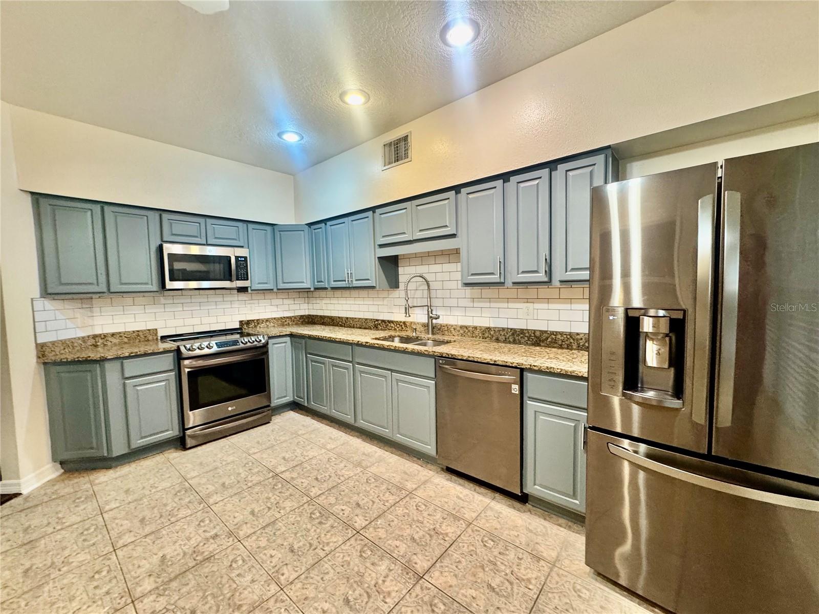 2800 Countryside Blvd #1 Property Photo 7