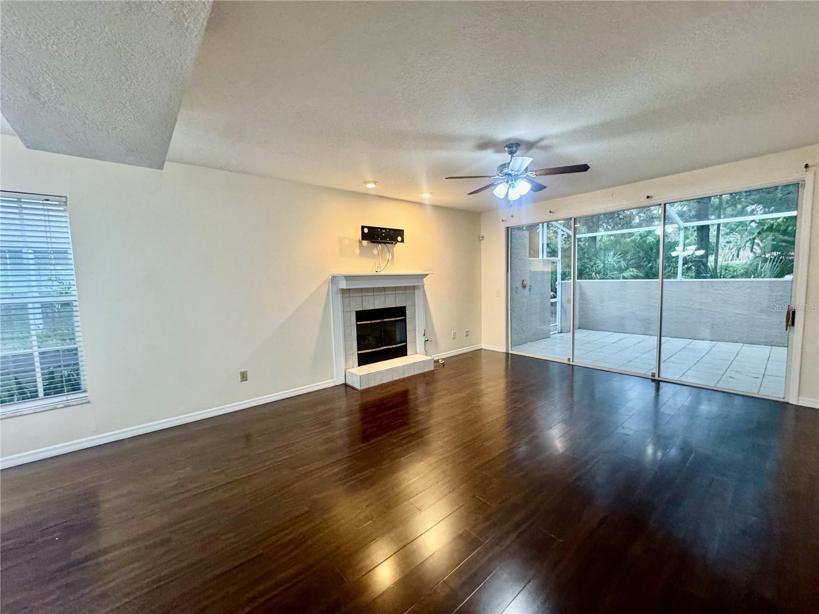 2800 Countryside Blvd #1 Property Photo 10