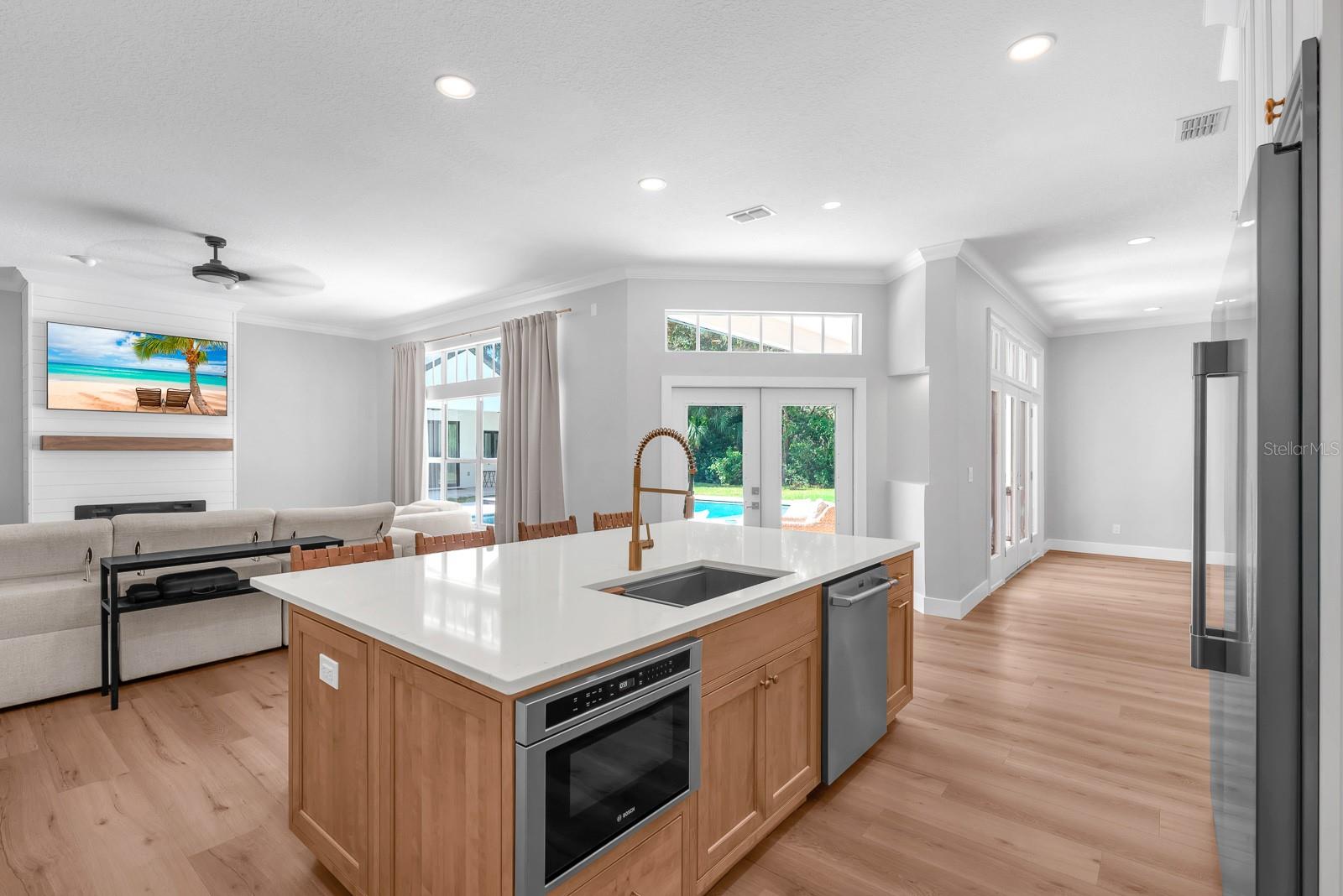 5806 Audubon Manor Blvd Property Photo 16