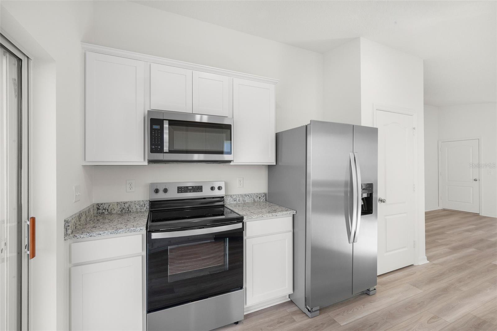 13328 Tula Loop Property Photo 6
