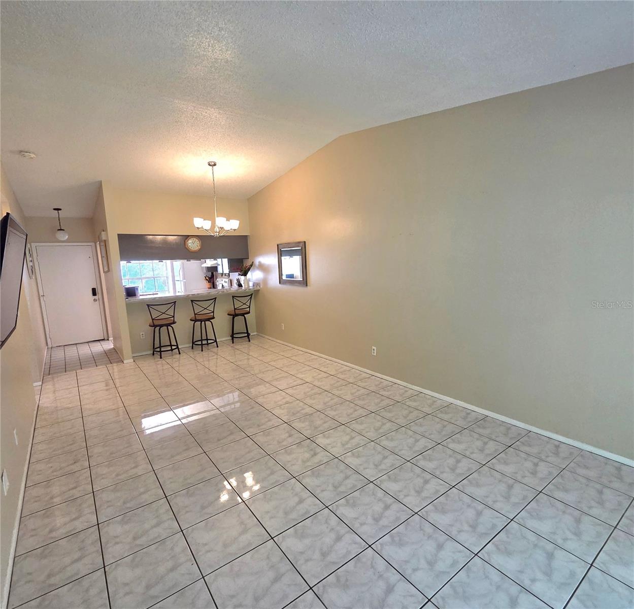 7249 Parkside Villas Dr N Property Photo 6