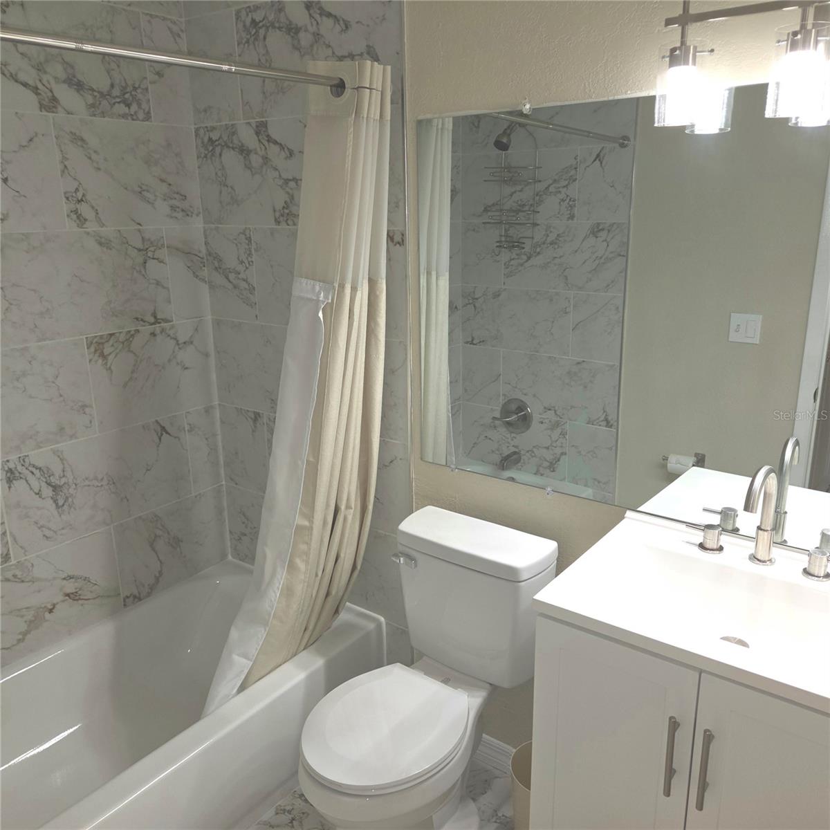7249 Parkside Villas Dr N Property Photo 18
