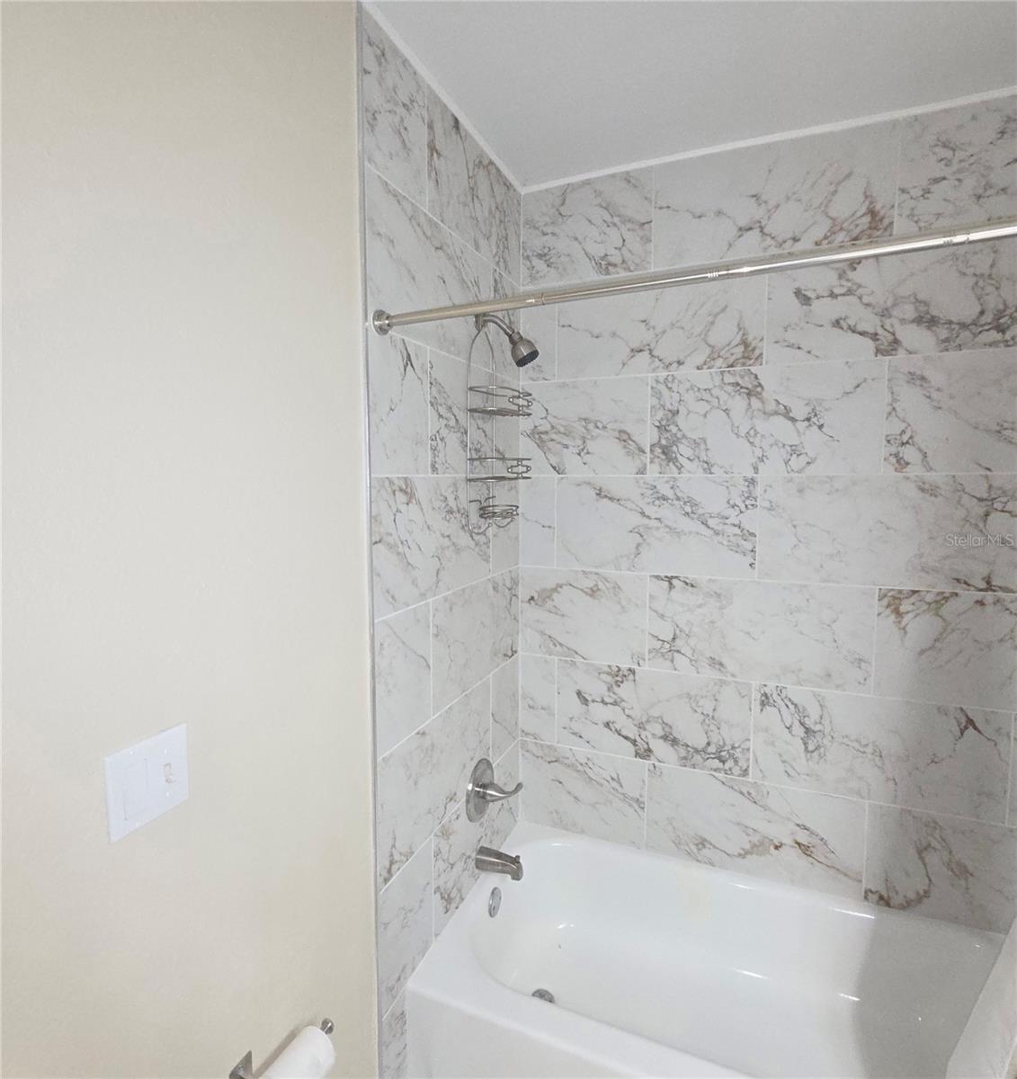7249 Parkside Villas Dr N Property Photo 21