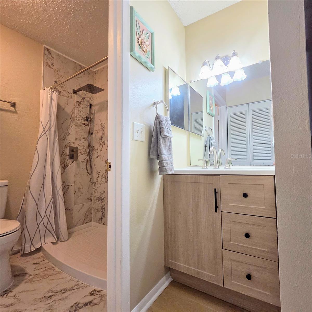 7249 Parkside Villas Dr N Property Photo 30