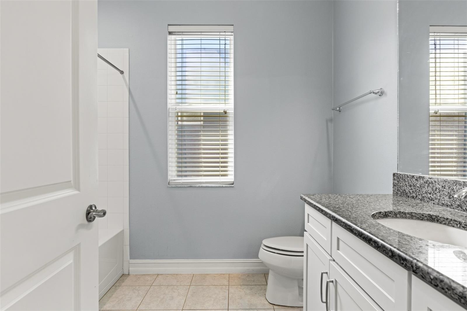 16361 Hyde Manor Dr Property Photo 7