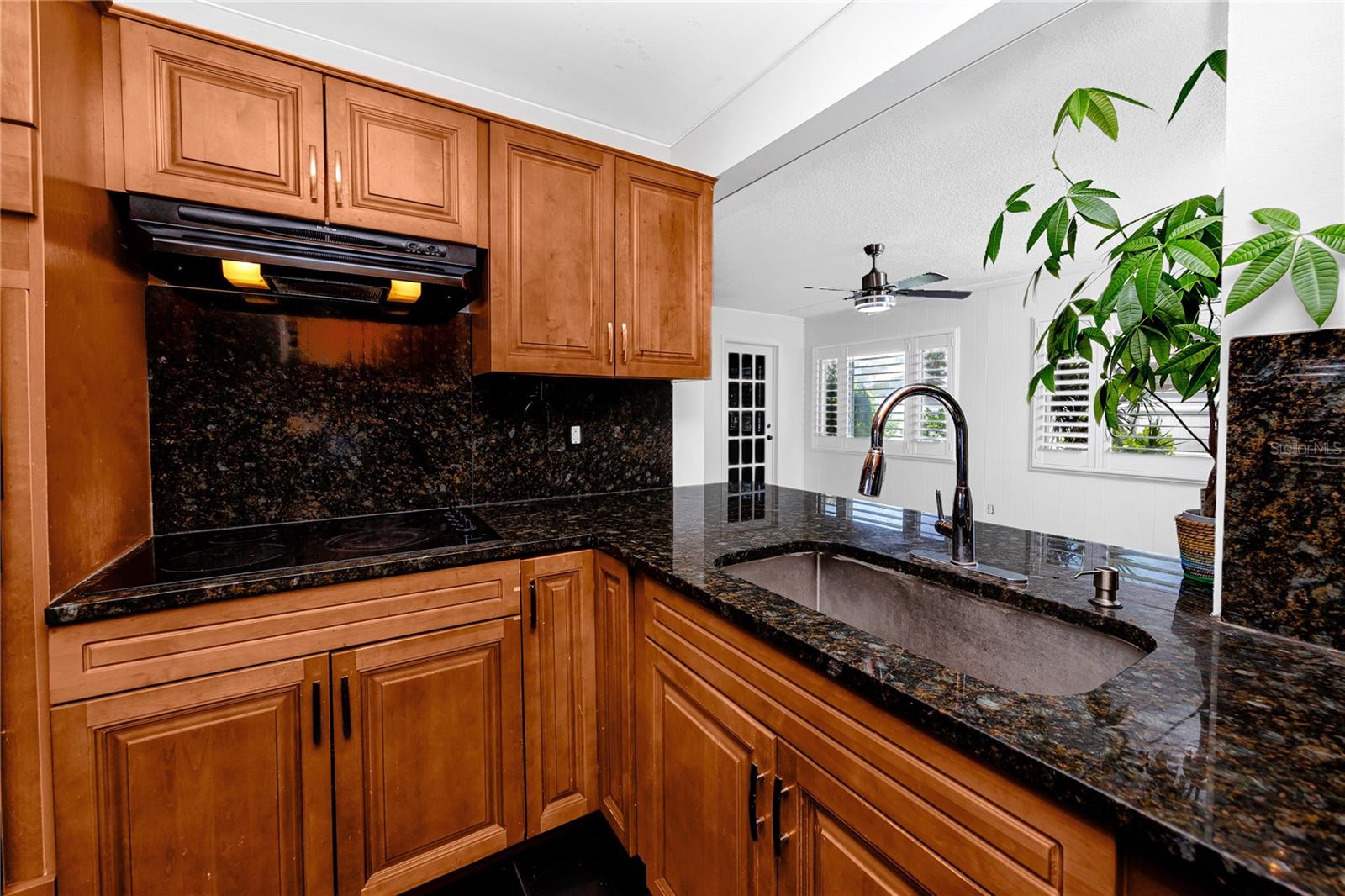1744 Harbor Cir E Property Photo 5