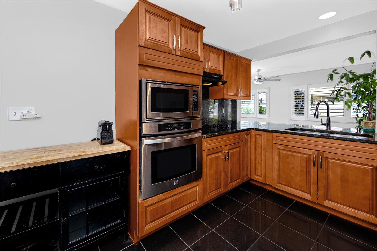 1744 Harbor Cir E Property Photo 17