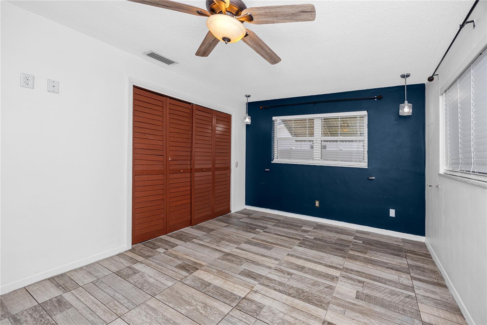 1744 Harbor Cir E Property Photo 19