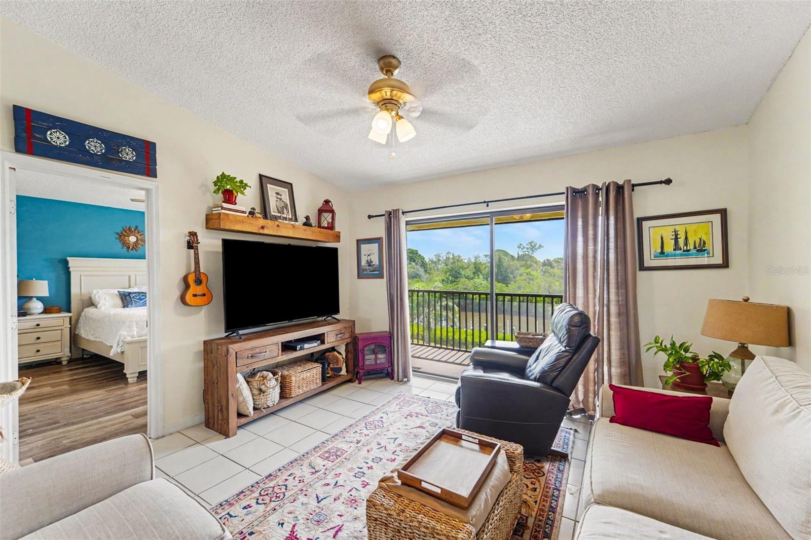 1702 Seascape Cir #203 Property Photo 4