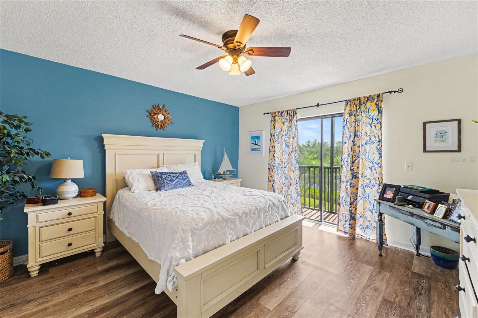 1702 Seascape Cir #203 Property Photo 8