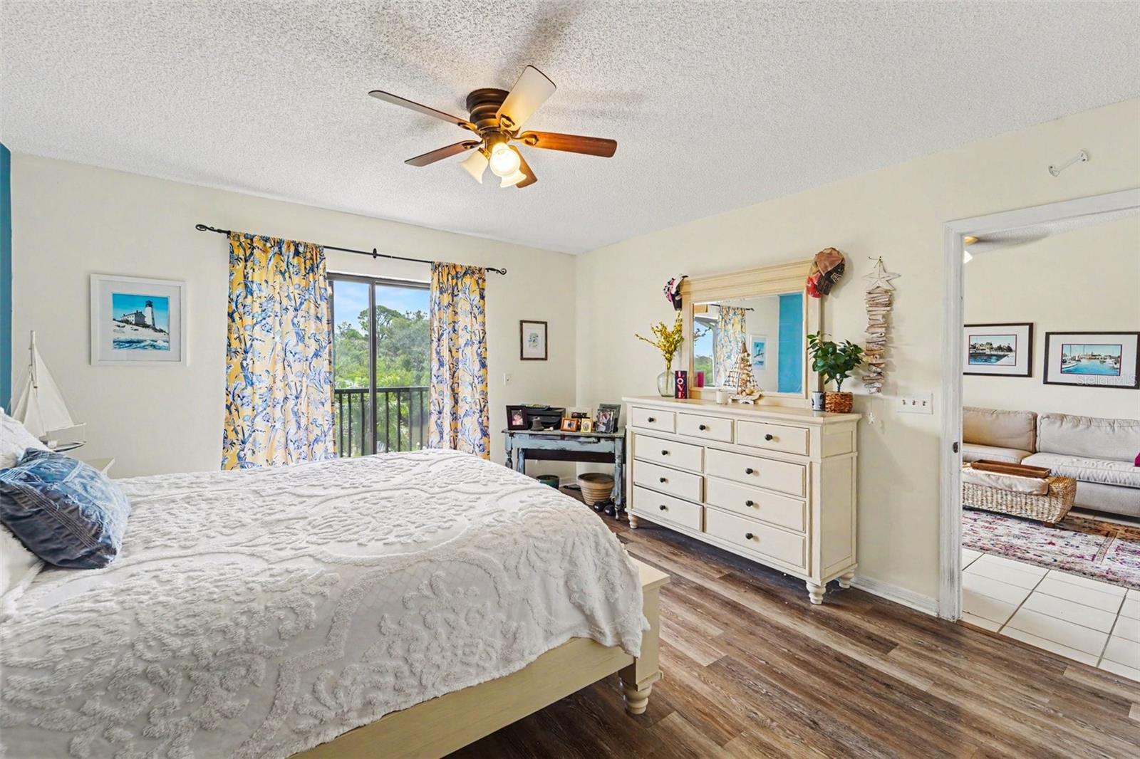 1702 Seascape Cir #203 Property Photo 9