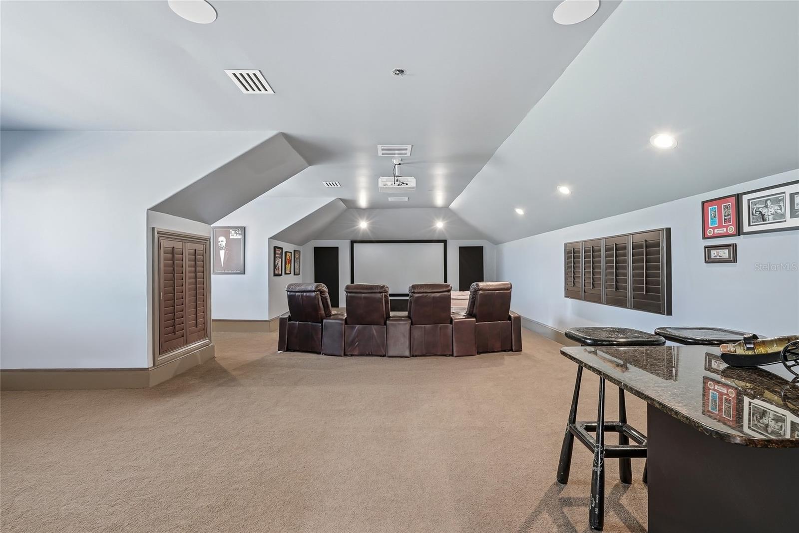 11104 Winthrop Way Property Photo 46