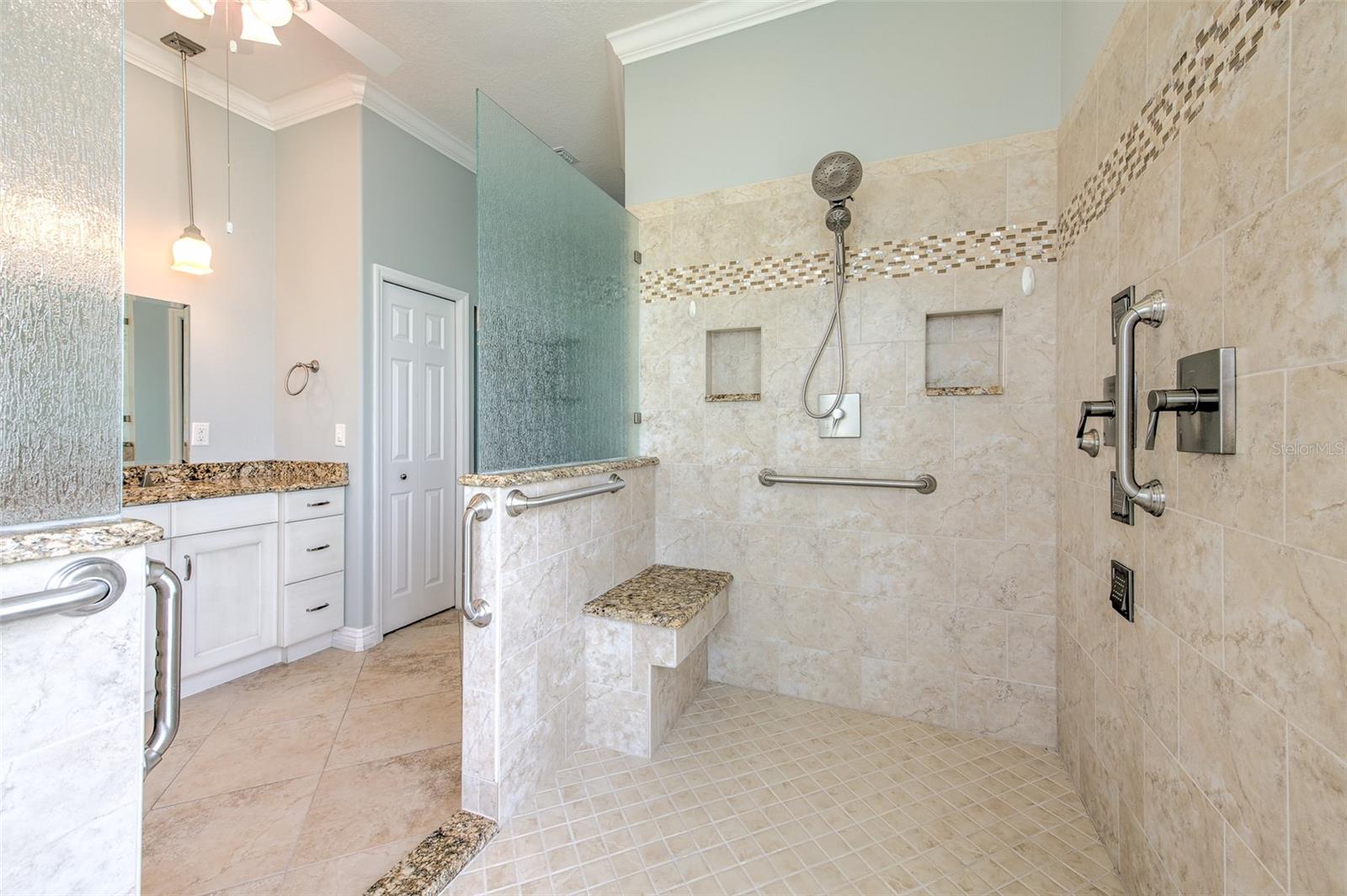 5207 Merion Rd Property Photo 18