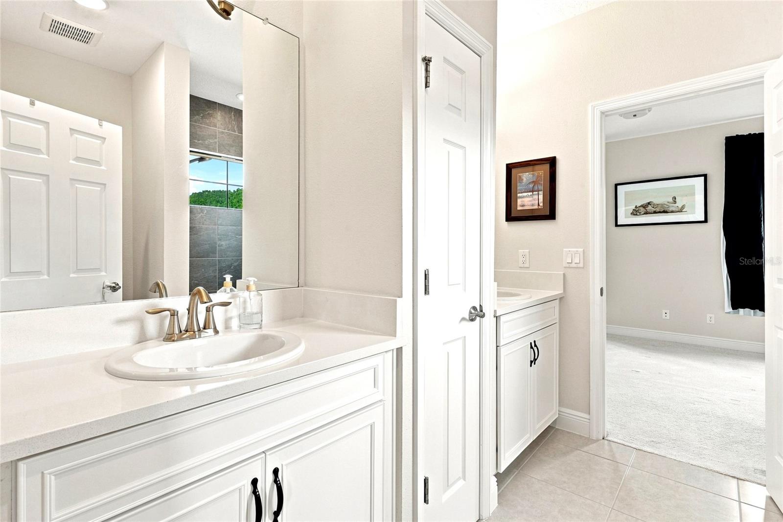 5042 Night Star Trl Property Photo 34