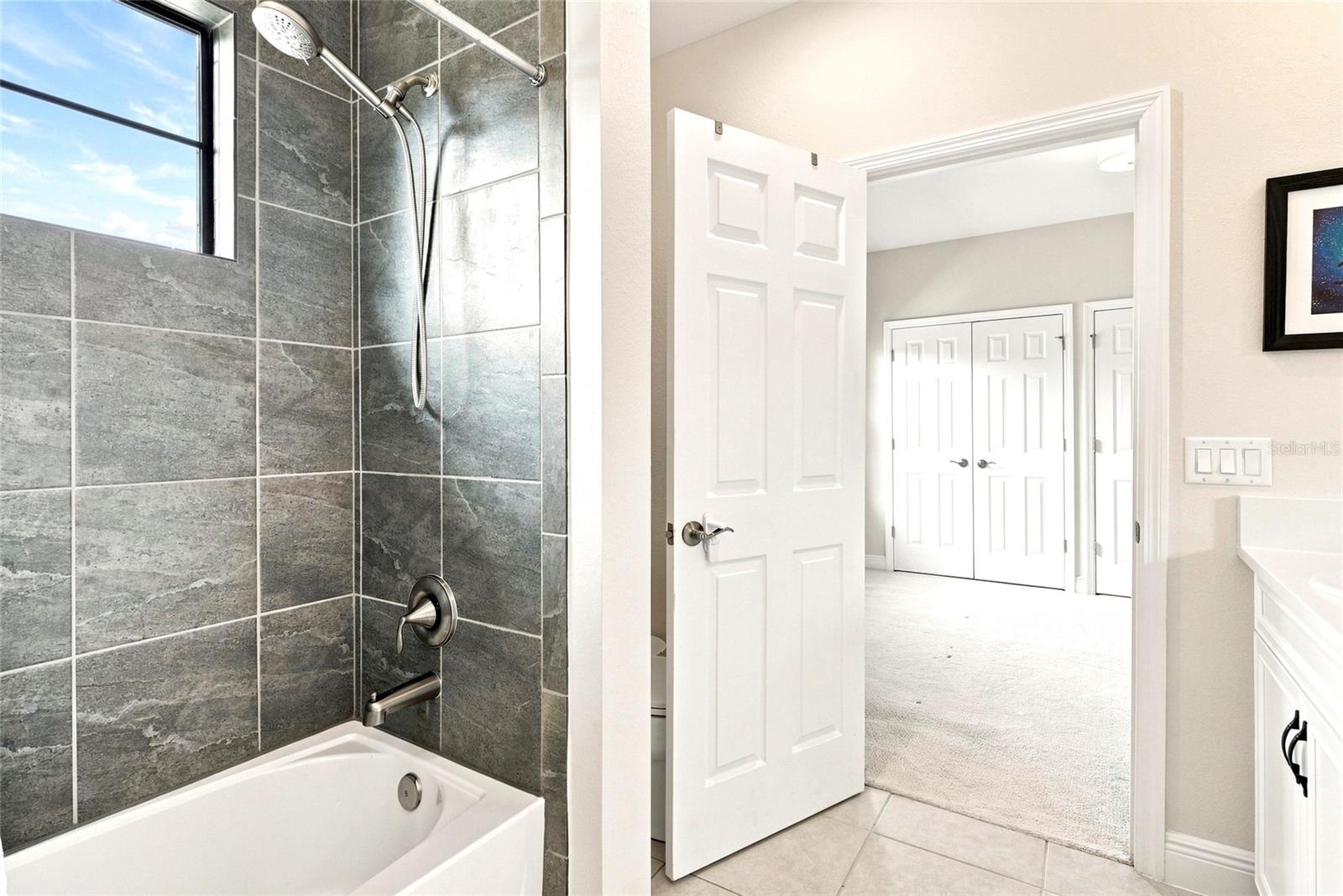 5042 Night Star Trl Property Photo 37