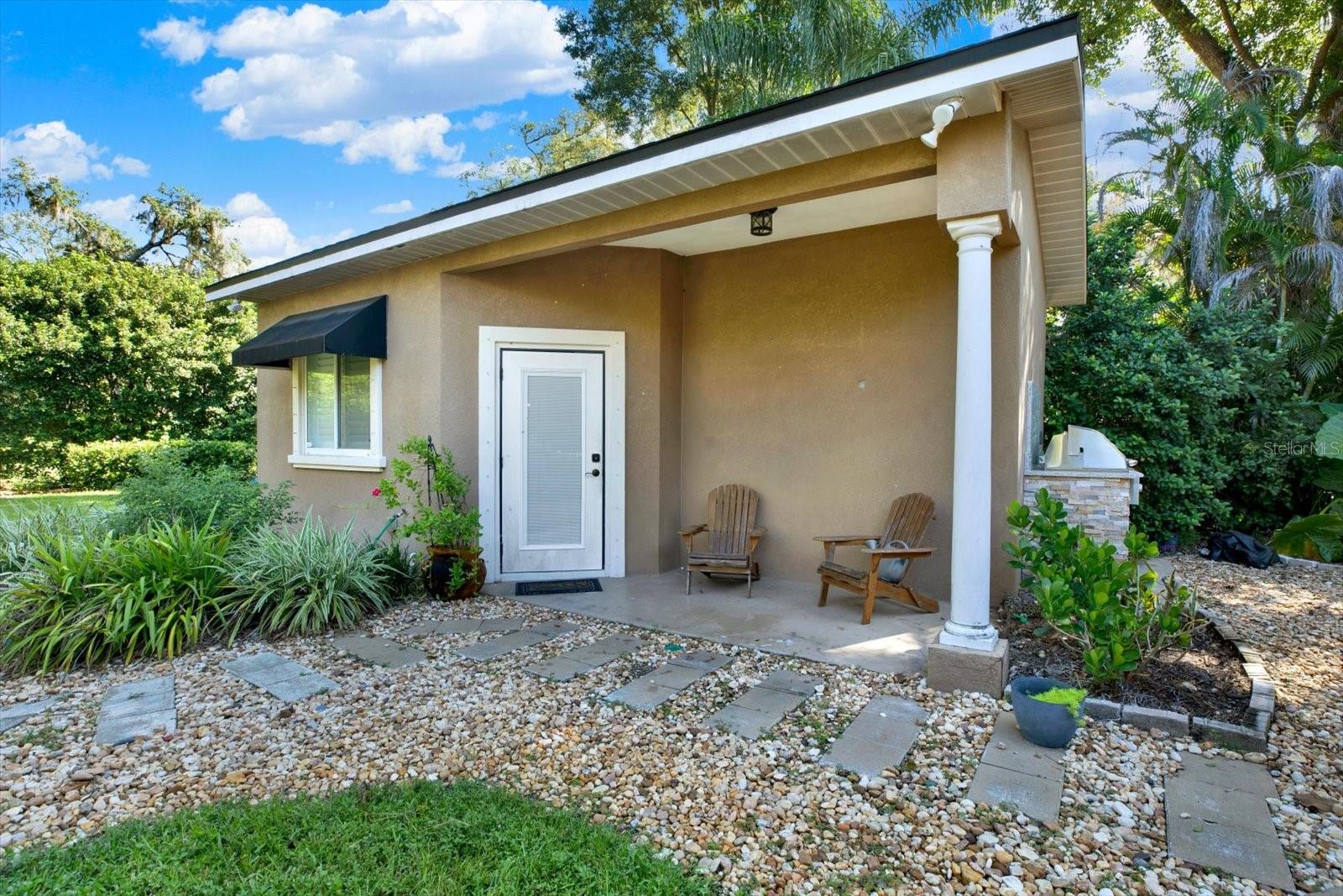 302 Belle Terre Ave Property Photo 5