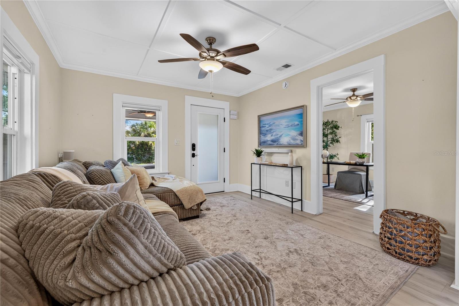 2545 2nd Ave N Property Photo 7