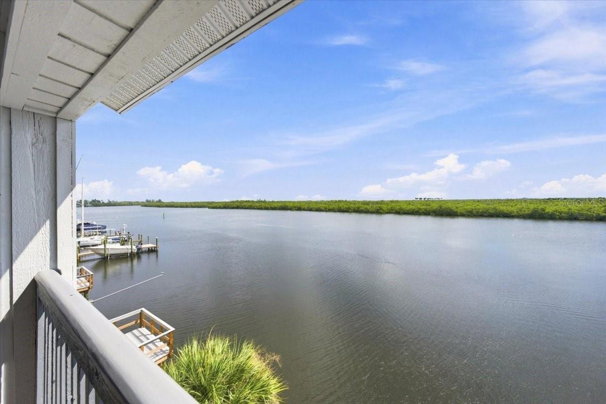 817 B Bahia Del Sol Dr #40 Property Photo 1
