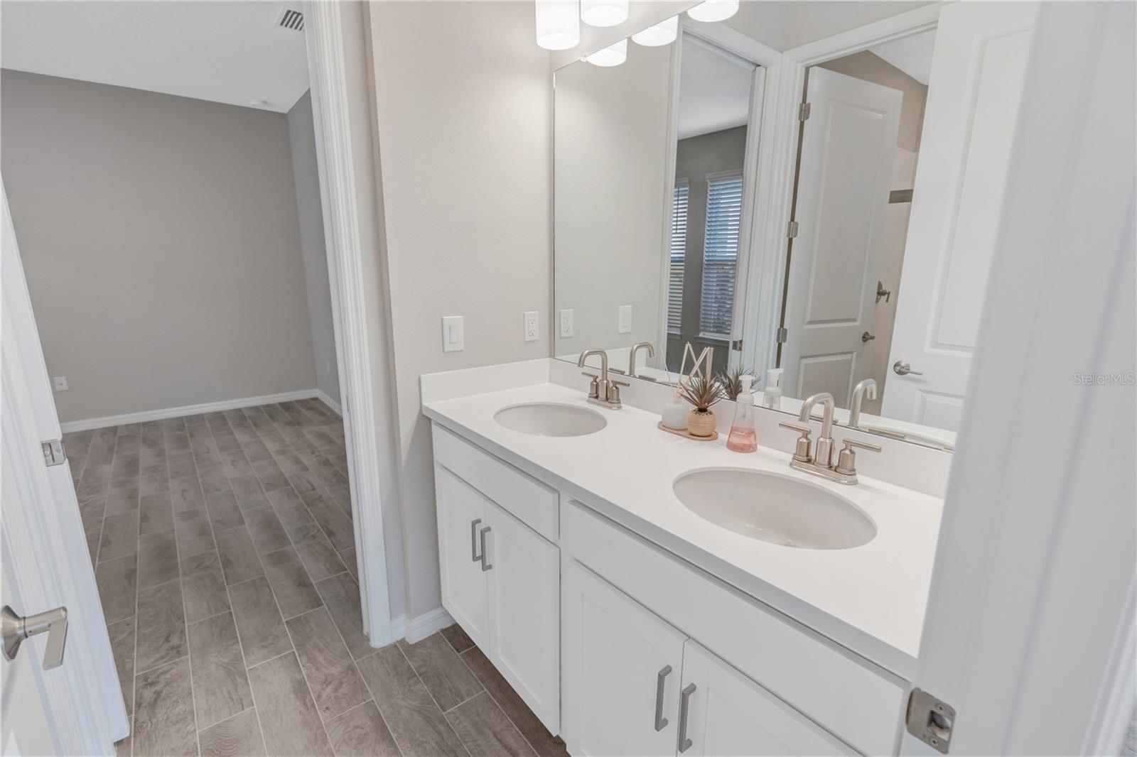 10551 Tranquil Meadow Loop Property Photo 14