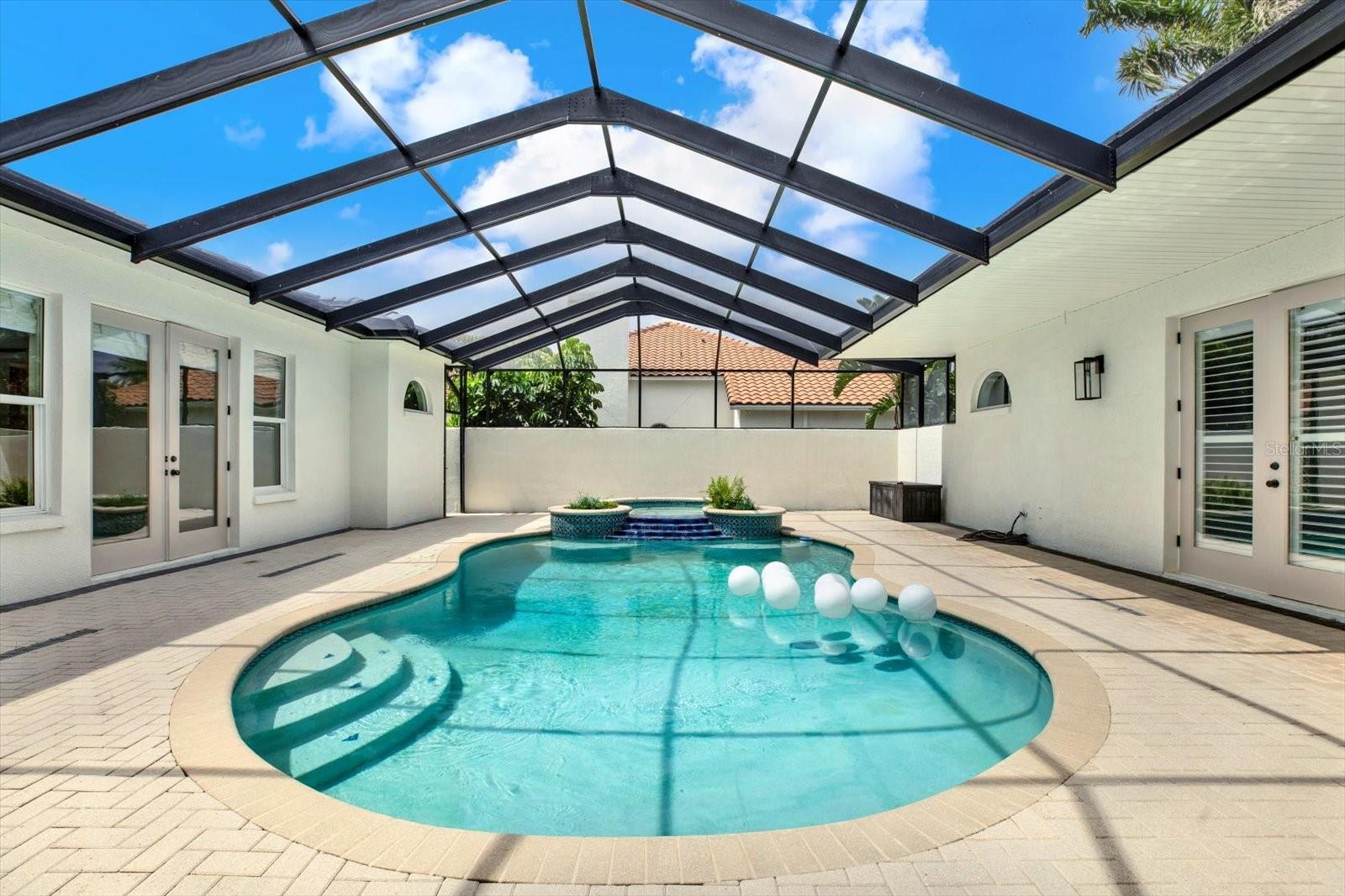 1424 Jumana Loop Property Photo 7
