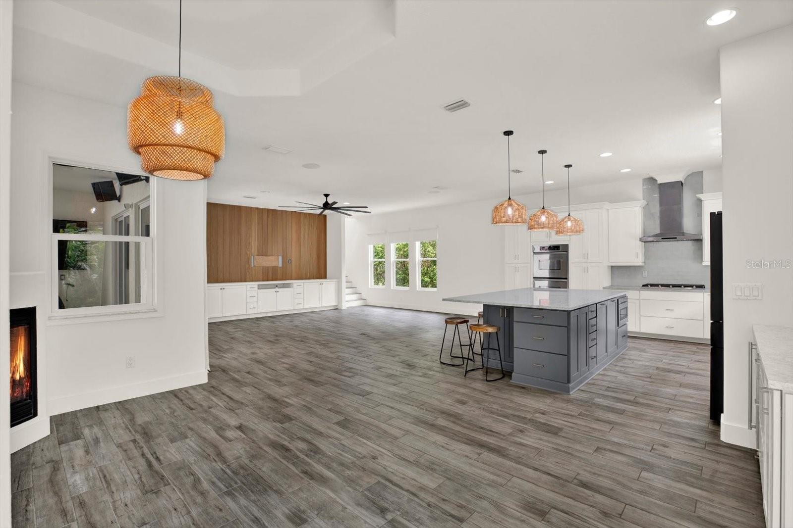 1424 Jumana Loop Property Photo 14