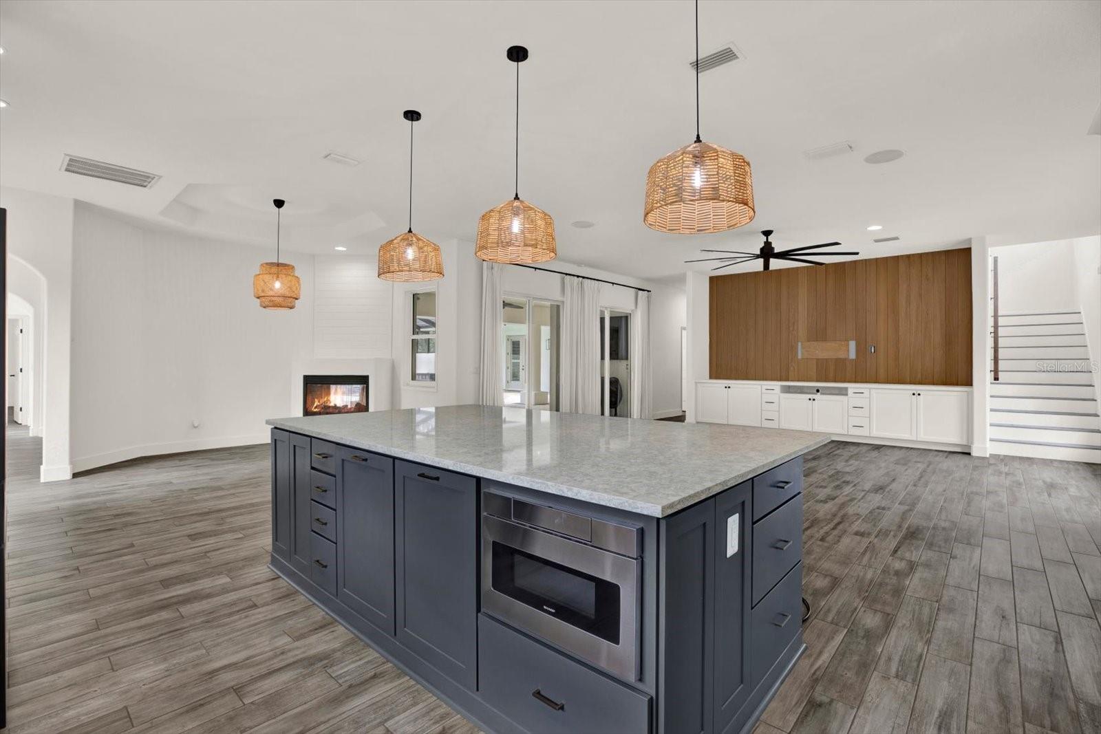 1424 Jumana Loop Property Photo 16