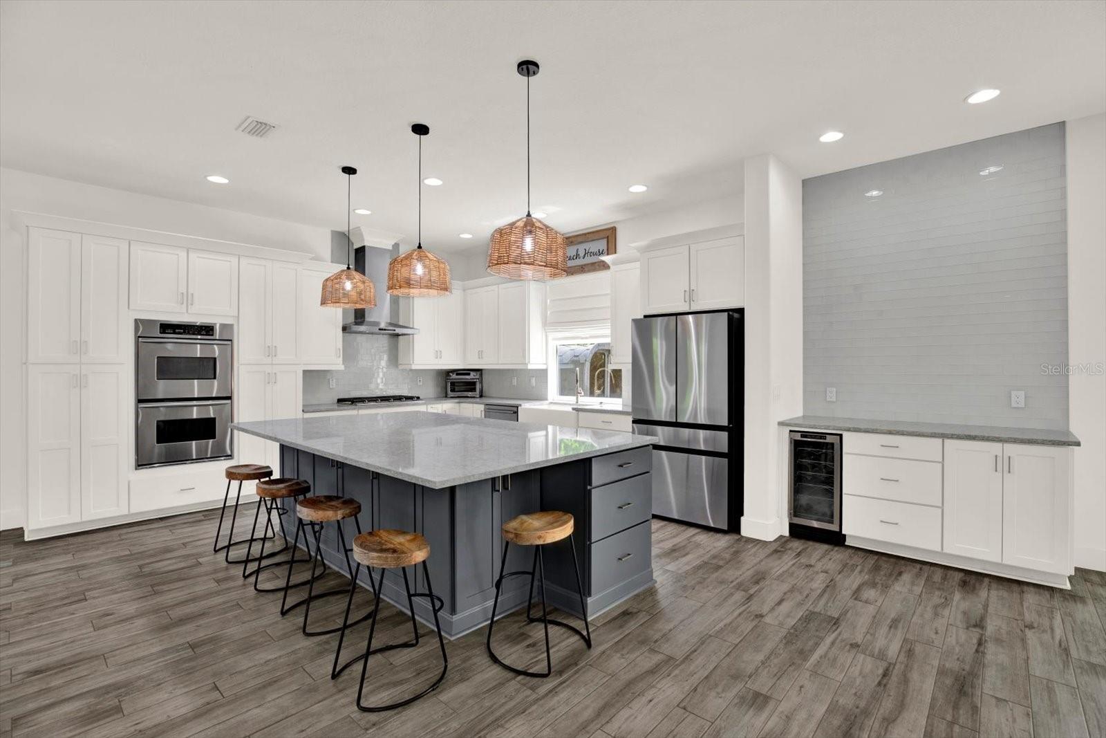 1424 Jumana Loop Property Photo 18